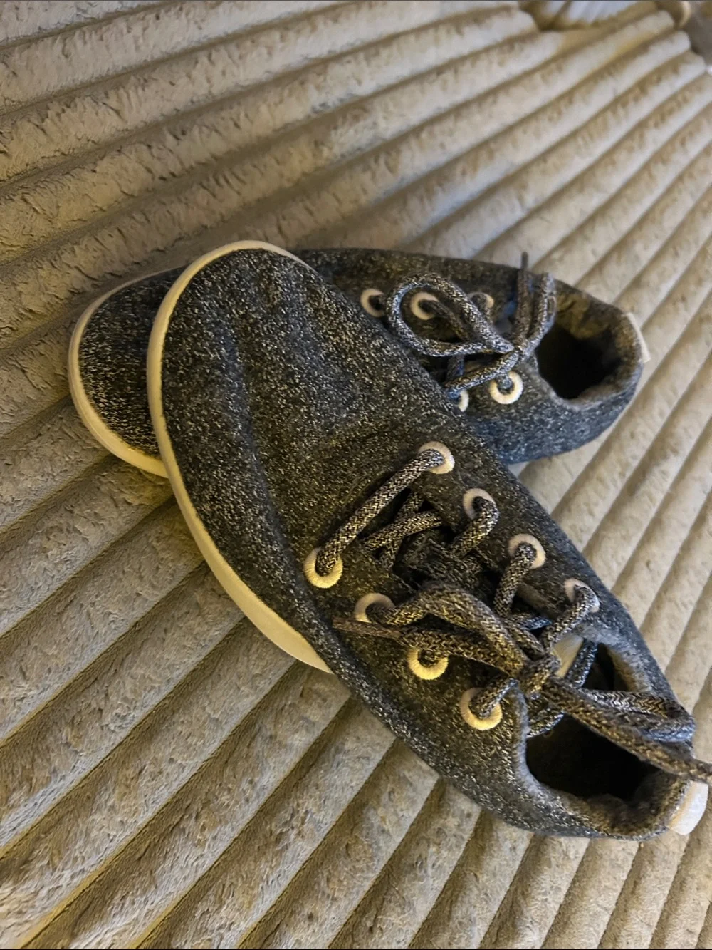 Allbirds Women's Grey Running Shoes Trainers Size 7 Charcoal Good Condition